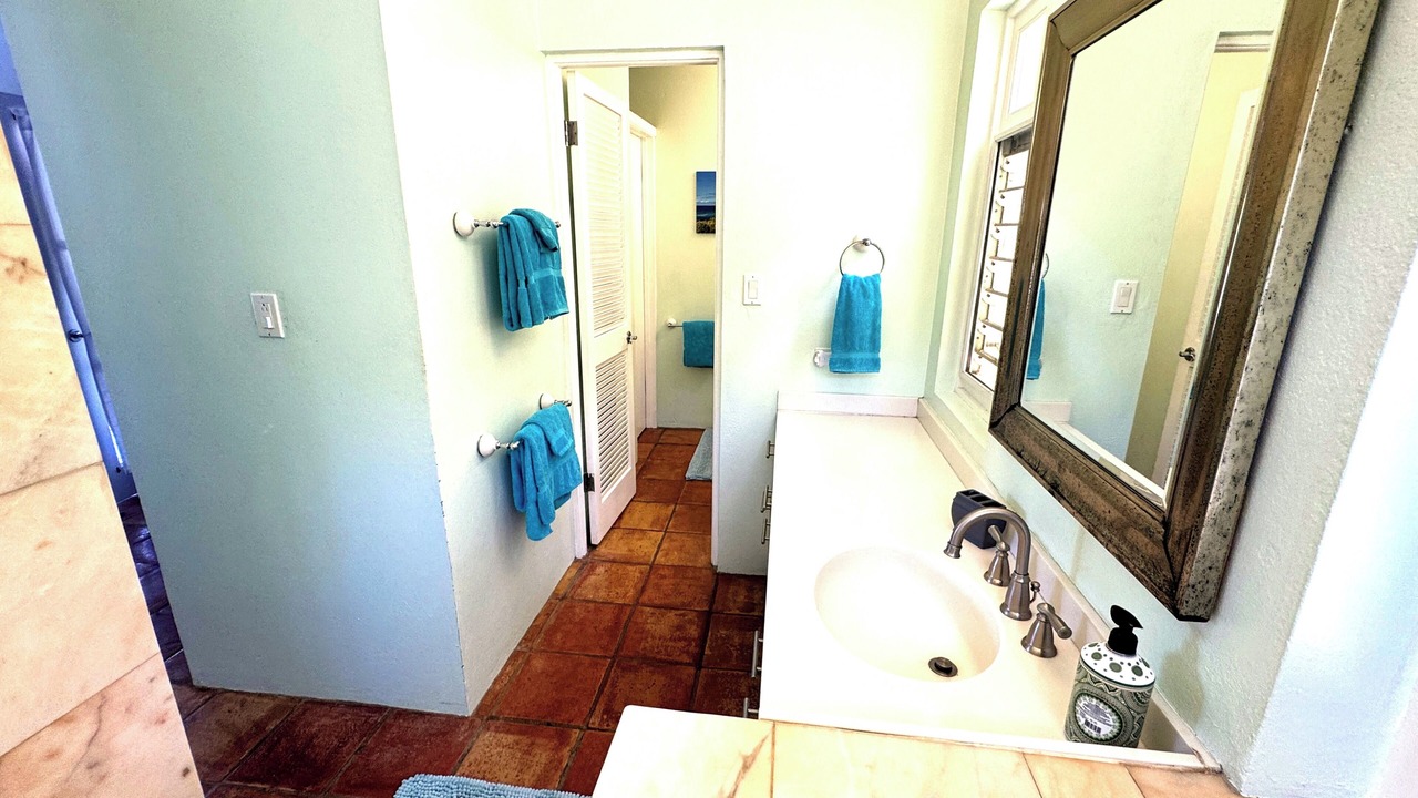 Photo of Bathroom in Slob