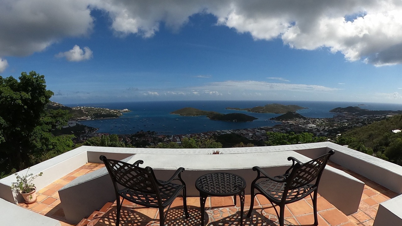 Photo of Patio Balcony in Mafolie