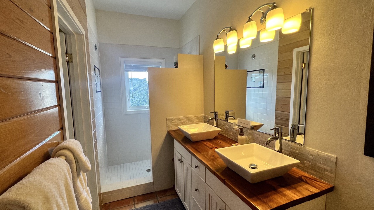 Photo of Bathroom in Upper Carolina