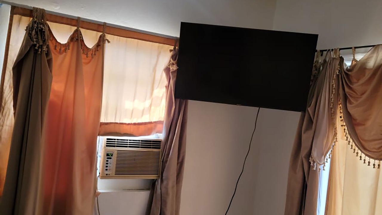 Photo of Bedroom in Estate Frenchman Bay