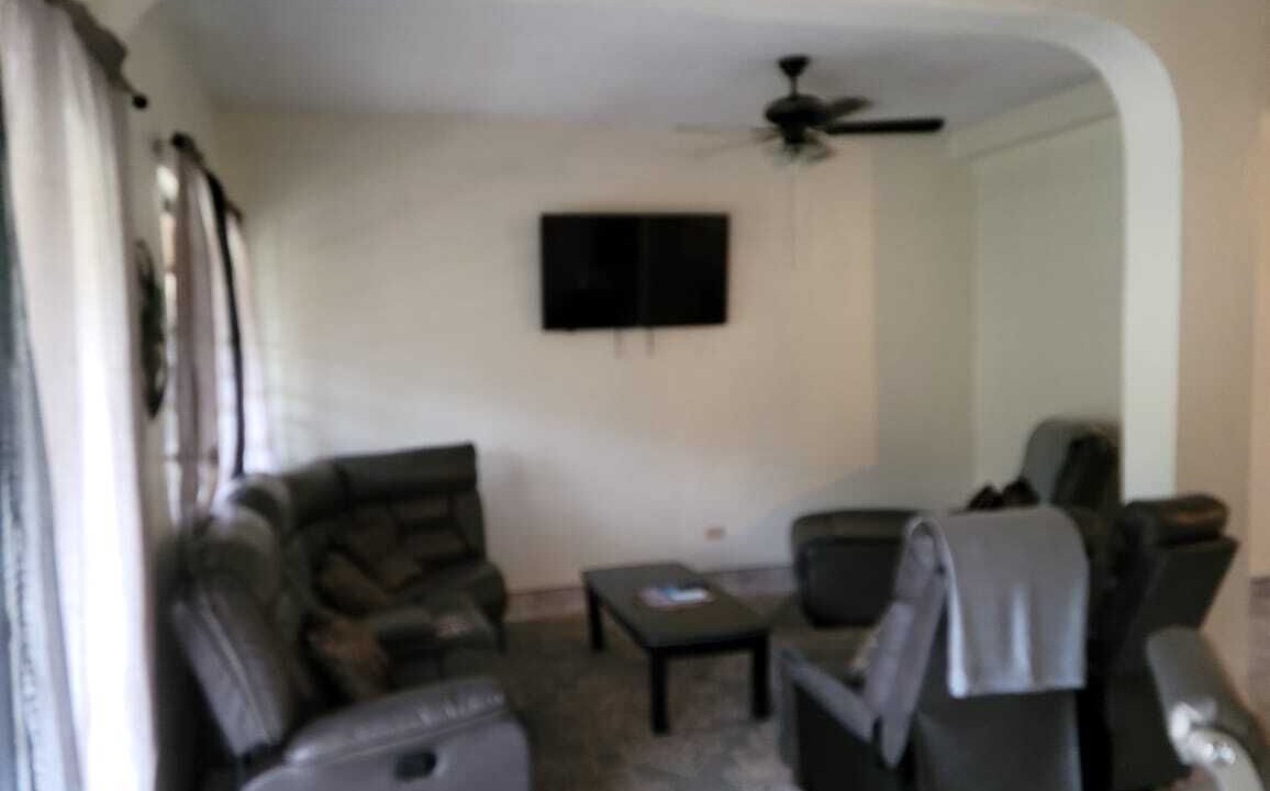 Photo of Livingroom in Estate Frenchman Bay