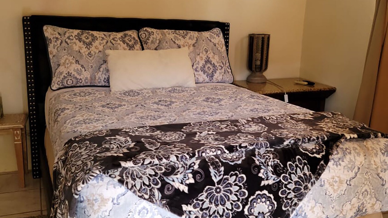 Photo of Bedroom in Estate Frenchman Bay