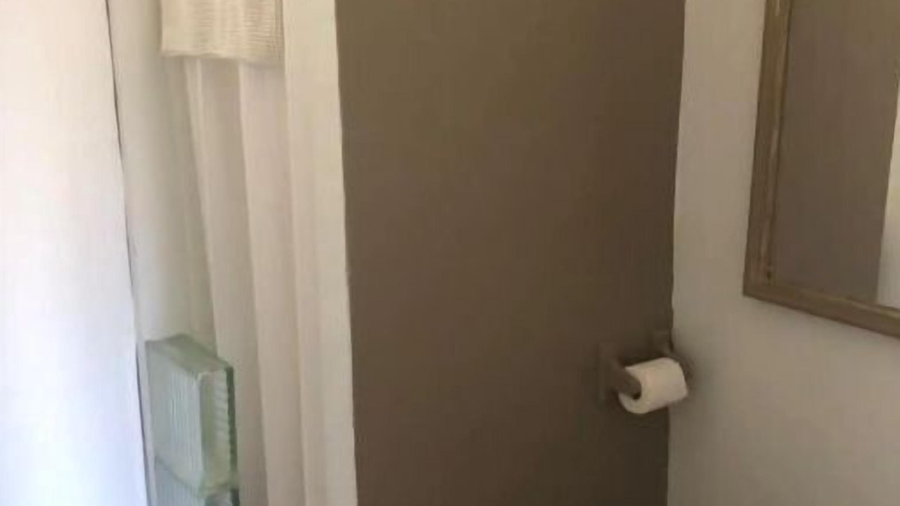 Photo of Bathroom in Estate Western Water Island