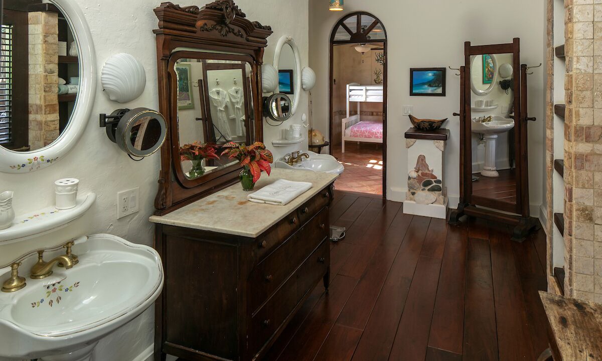 Photo of Bathroom in Maho Bay Quarter