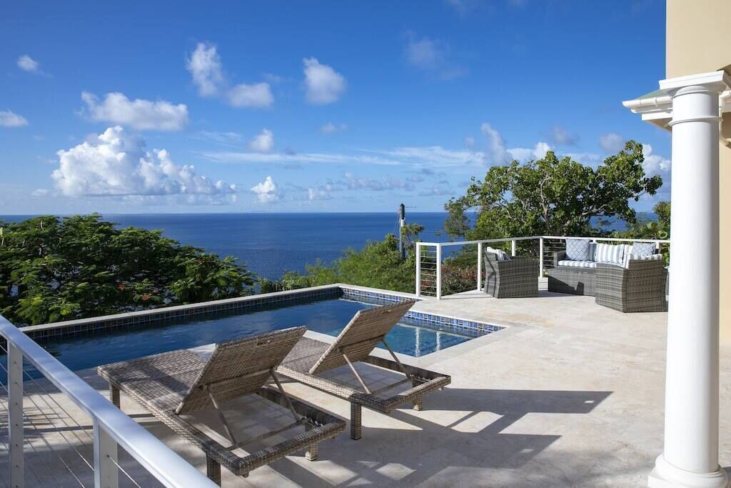 Photo of Patio Balcony in Great Cruz Bay