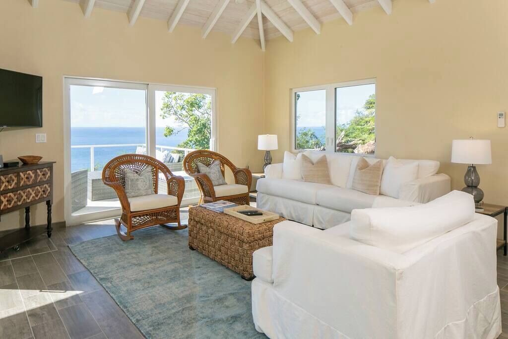 Photo of Livingroom in Great Cruz Bay