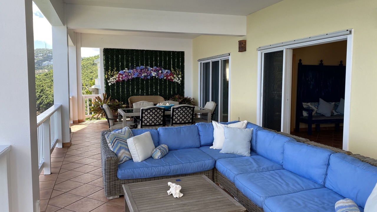 Photo of Patio Balcony in Estate Peterborg
