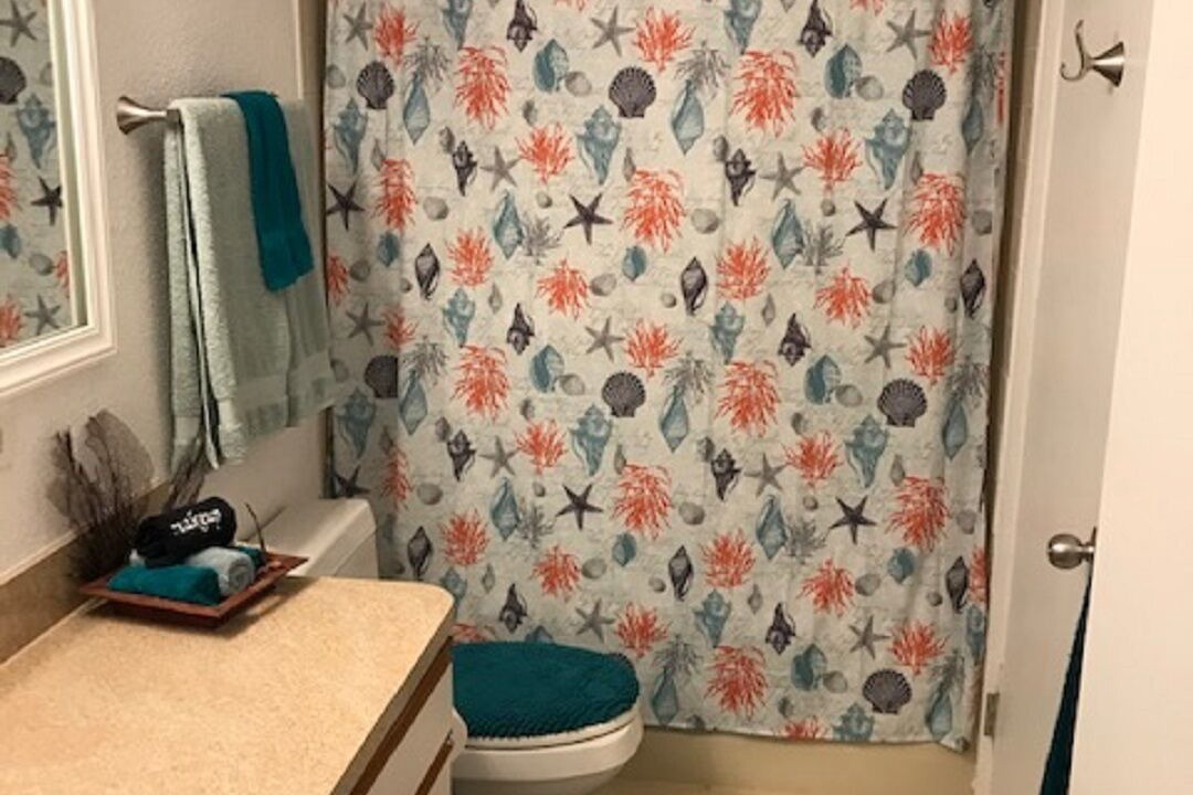 Photo of Bathroom in Estate Golden Rock