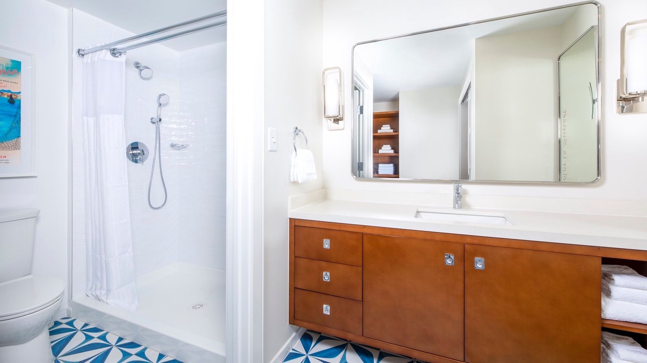 Photo of Bathroom in Estate Frenchman Bay