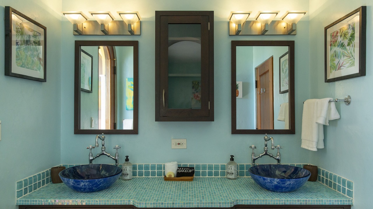 Photo of Bathroom in Skytop