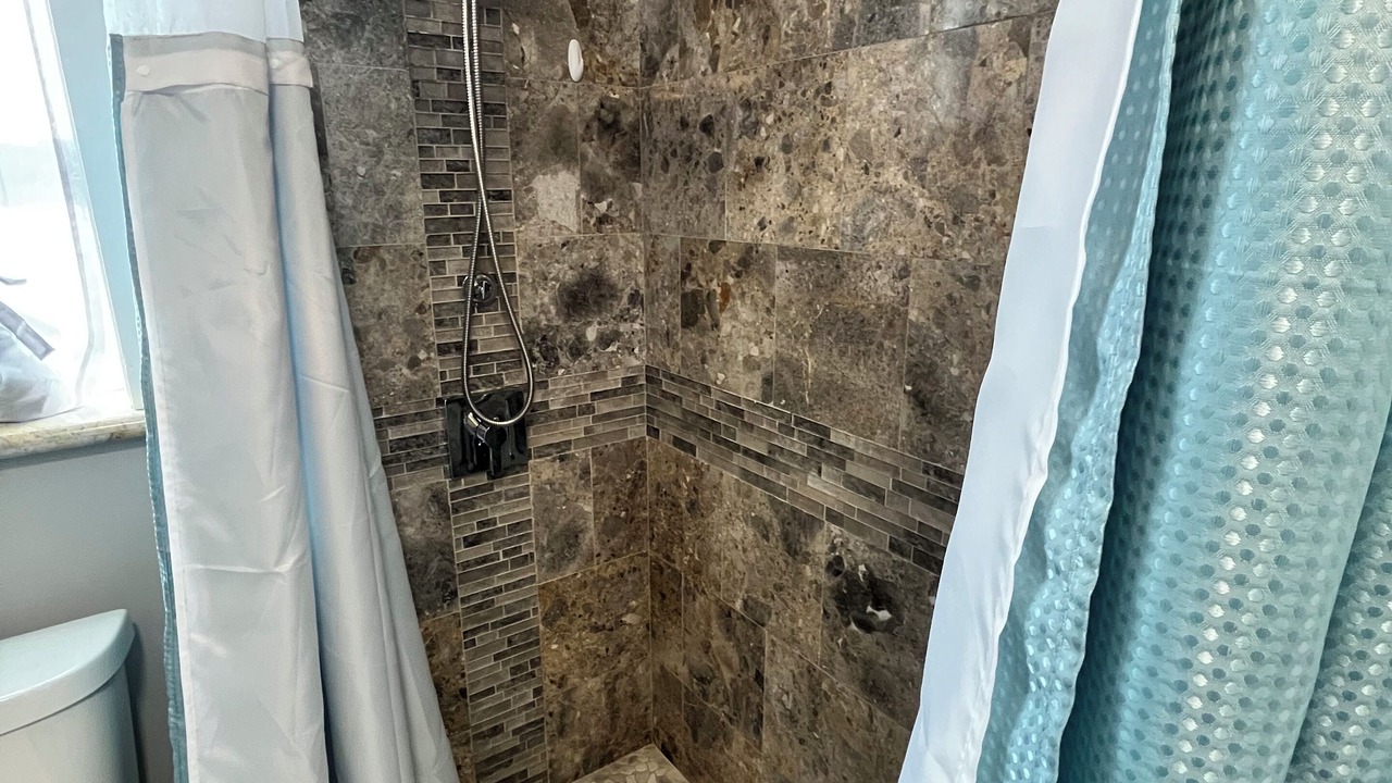 Photo of Bathroom in Estate Sion Farm