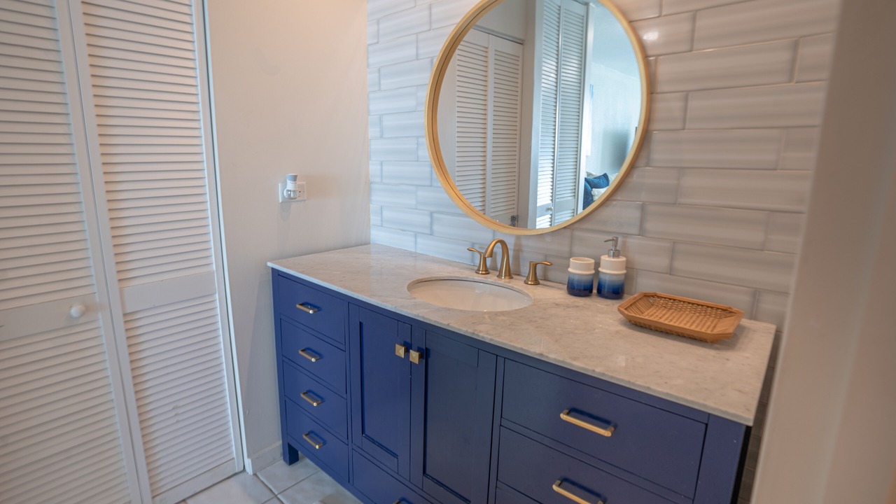 Photo of Bathroom in Bolongo Bay