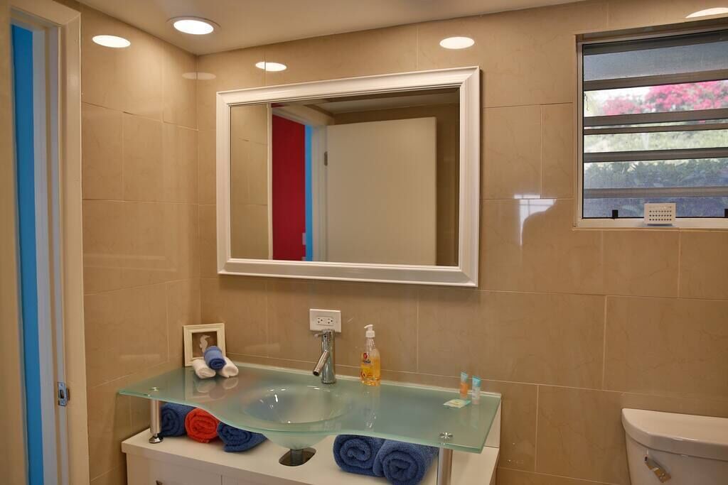 Photo of Bathroom in Estate Frenchman Bay