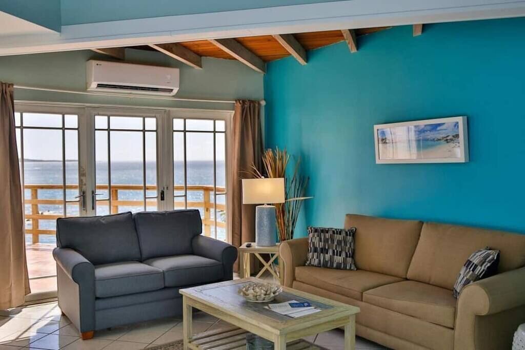 Photo of Bedroom in Estate Frenchman Bay