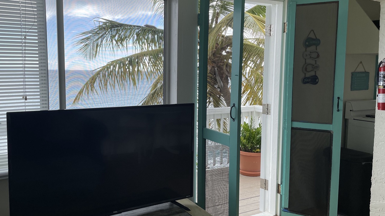 Photo of Bedroom in Estate Frenchman Bay