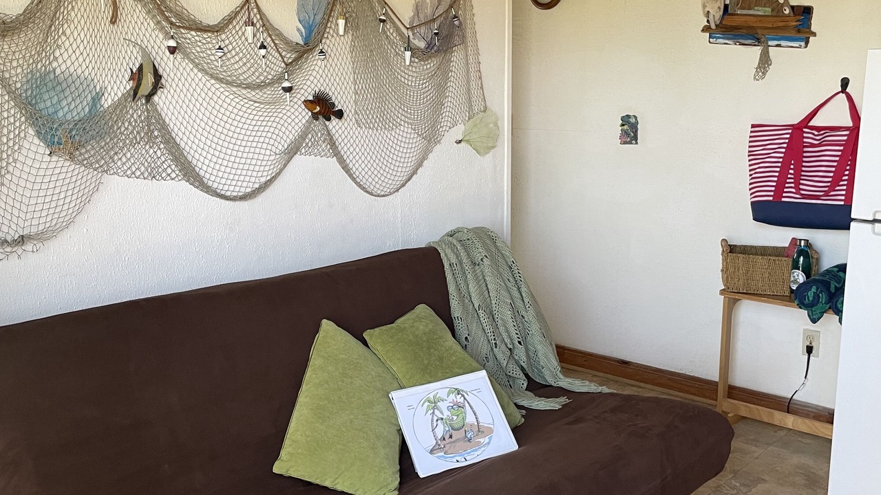 Photo of Livingroom in Estate Western Water Island
