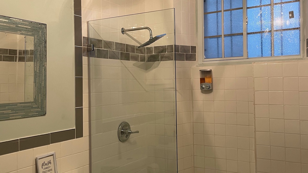 Photo of Bathroom in Estate Kings Quarter