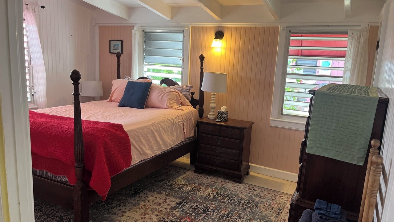 Photo of Bedroom in Estate East Street