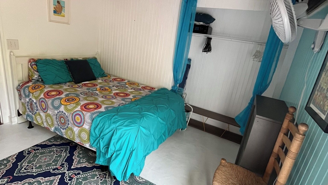 Photo of Bedroom in Estate East Street