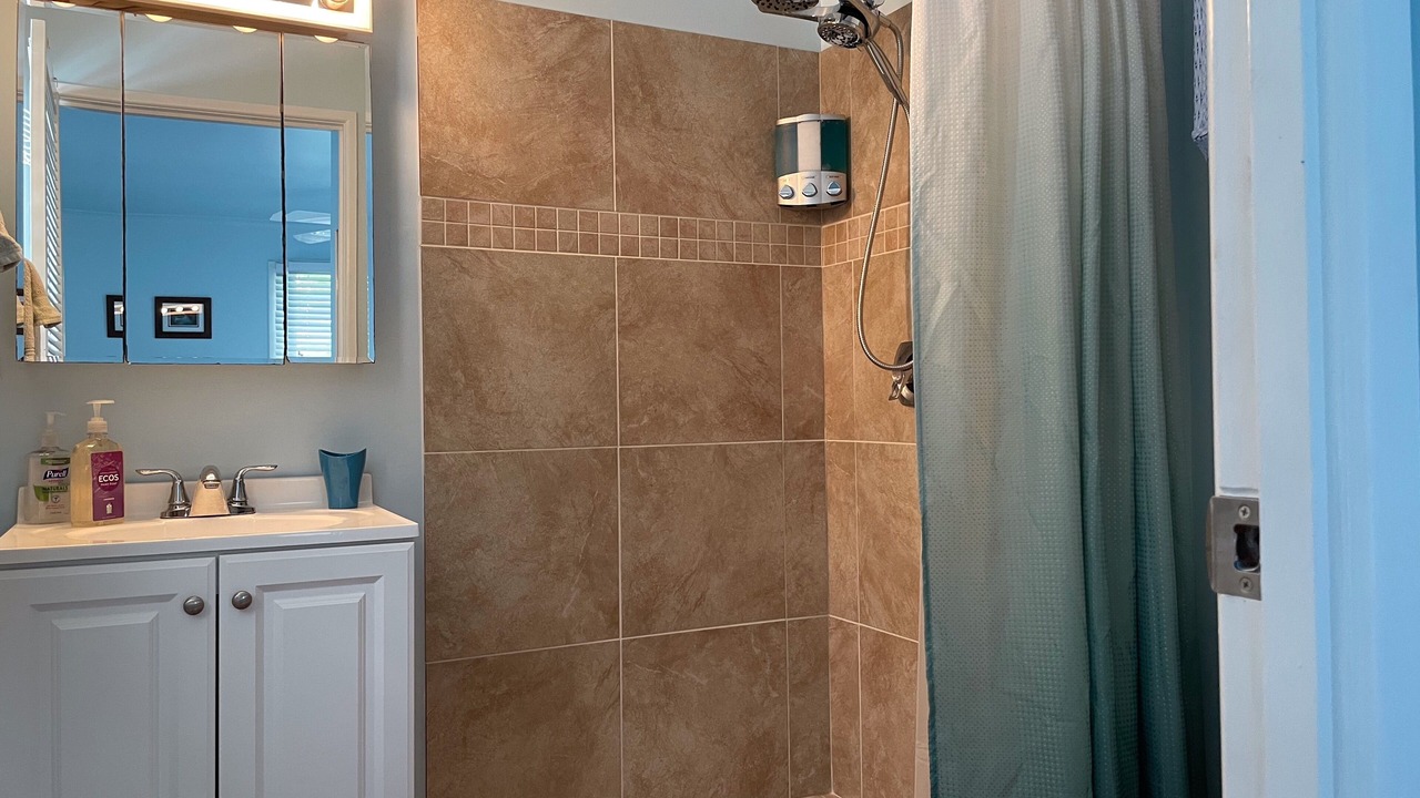 Photo of Bathroom in Ajax Peak