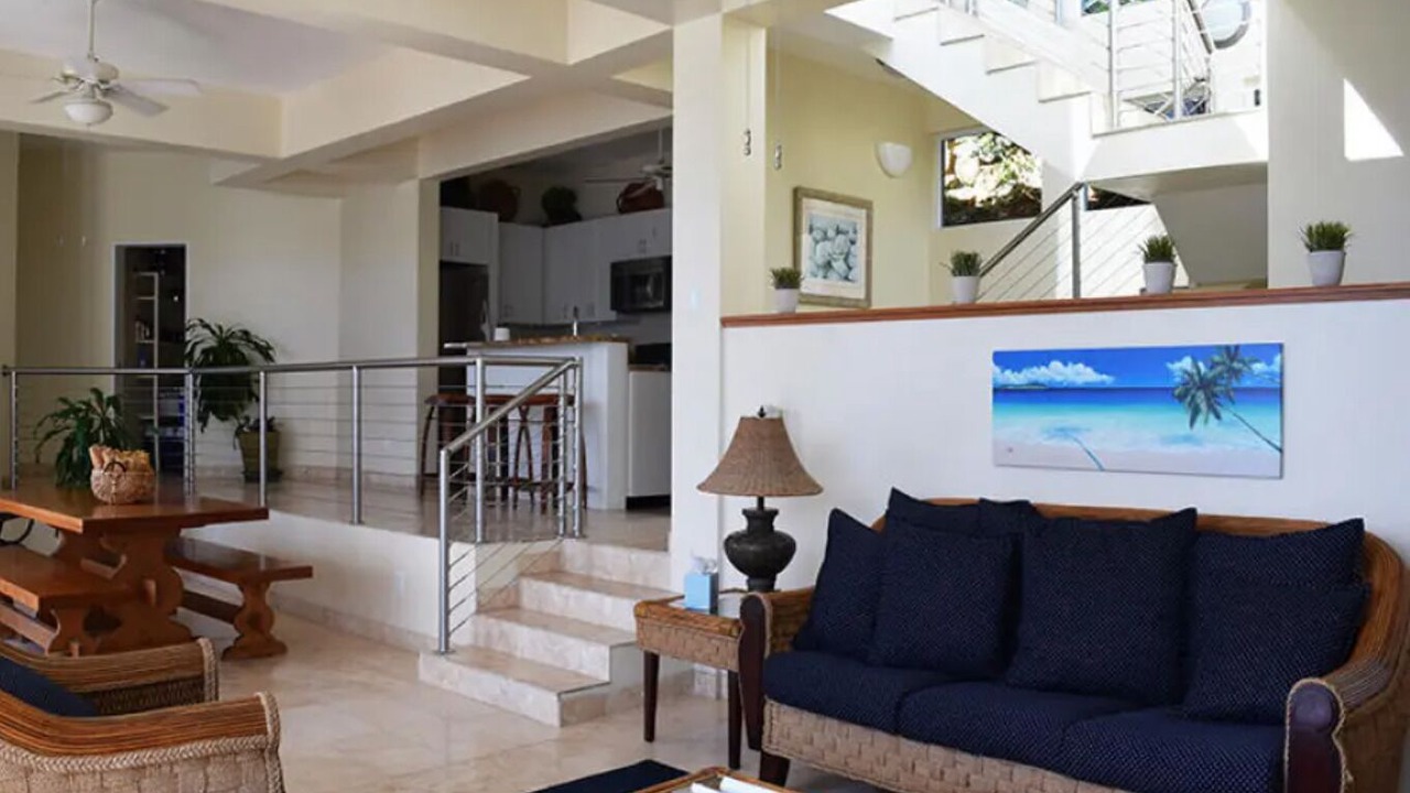 Photo of Livingroom in Contant Farms
