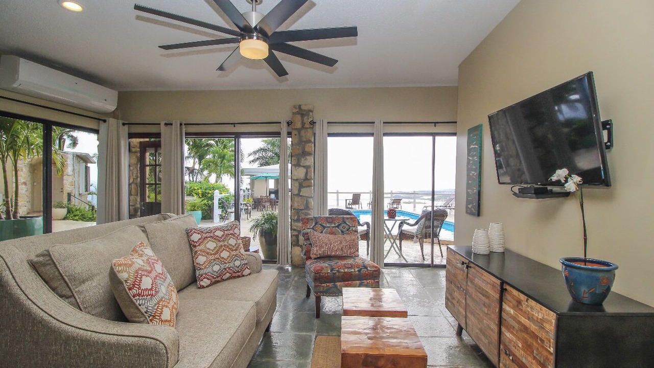 Photo of Livingroom in Estate Little Princess South