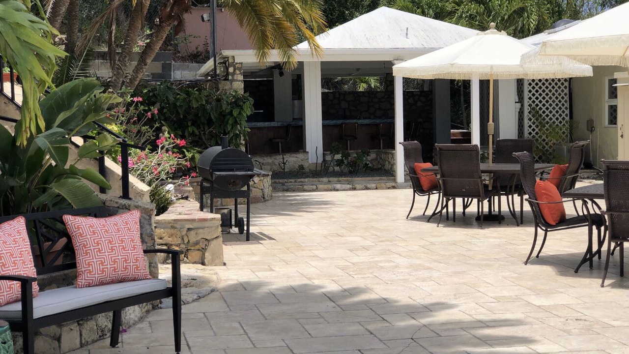 Photo of Outdoor in Estate Little Princess South