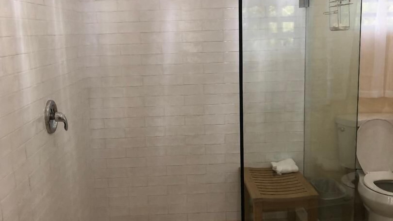 Photo of Bathroom in Kingshill