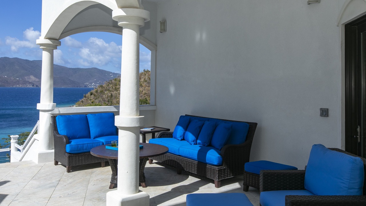Photo of Patio Balcony in Estate Hansen Bay