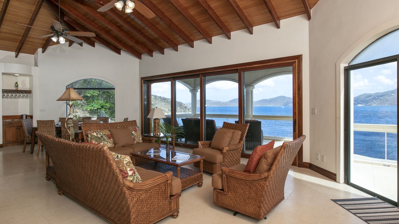 Photo of Livingroom in Estate Hansen Bay