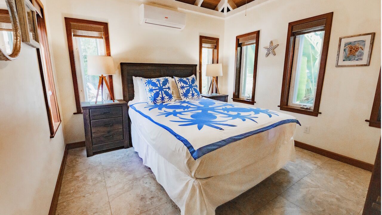 Photo of Bedroom in Estate Little Plantation