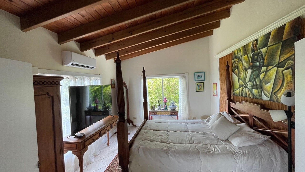 Photo of Bedroom in Estate Hull