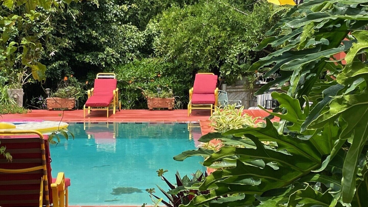 Photo of Outdoor in Estate Hull