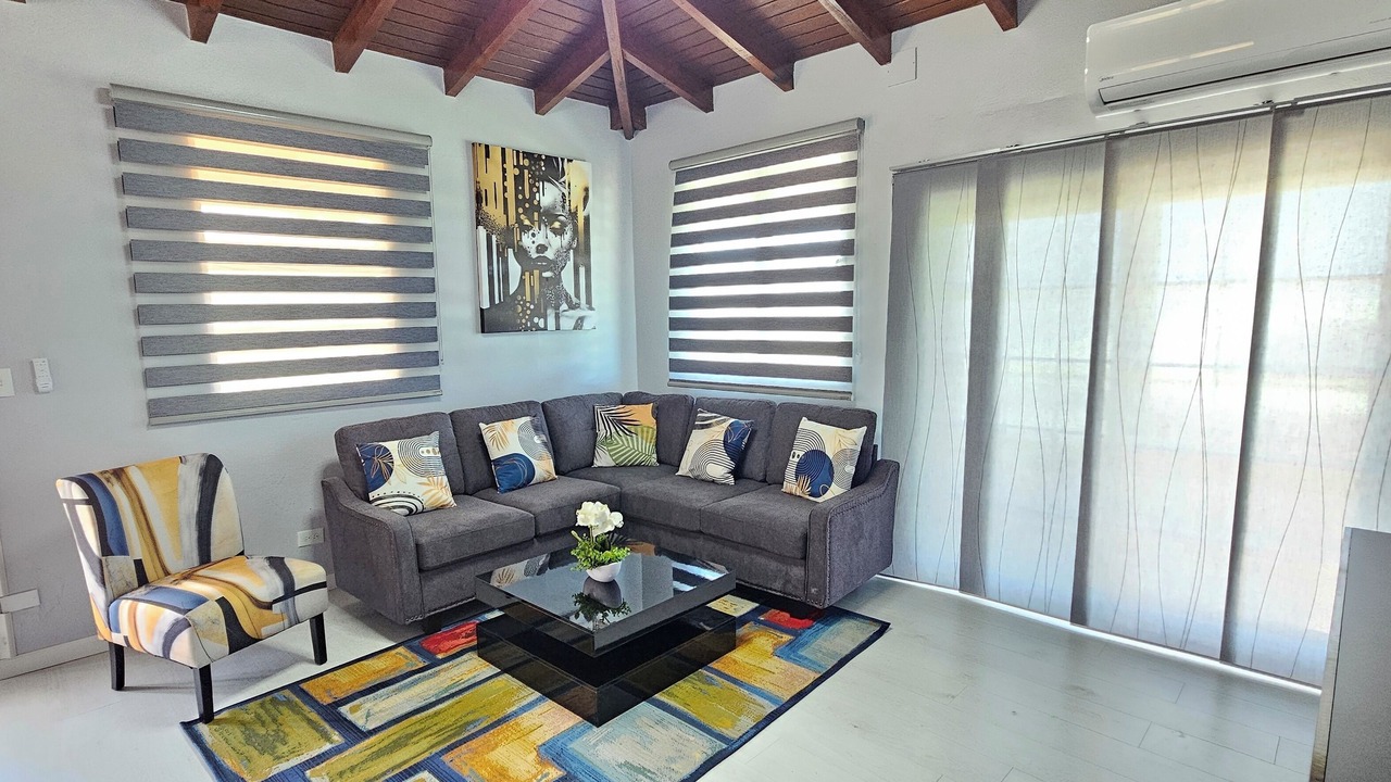 Photo of Livingroom in Estate Agnes Fancy