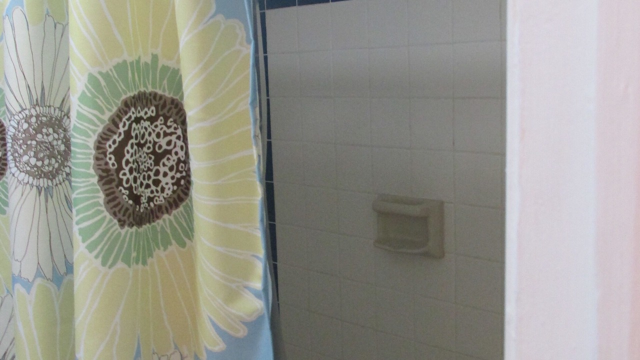 Photo of Bathroom in Estate Salt River