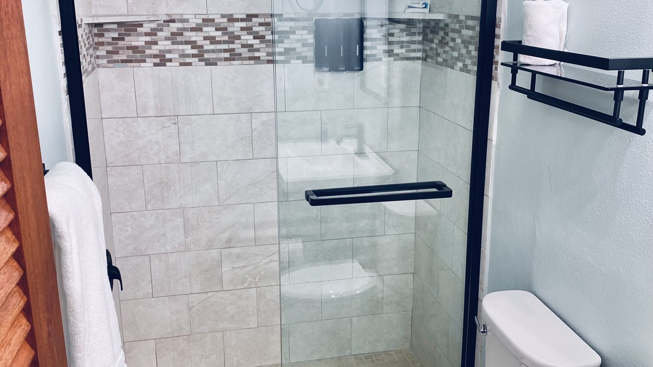 Photo of Bathroom in Estate Golden Rock