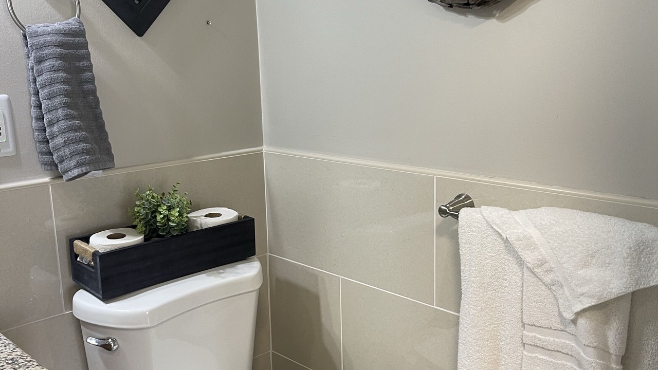 Photo of Bathroom in Estate Golden Rock