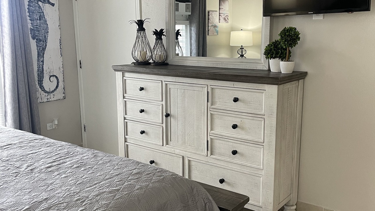 Photo of Bedroom in Estate Golden Rock