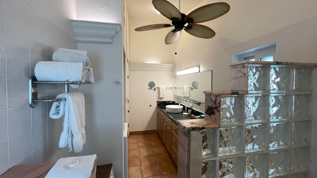 Photo of Bathroom in Estate Enighed
