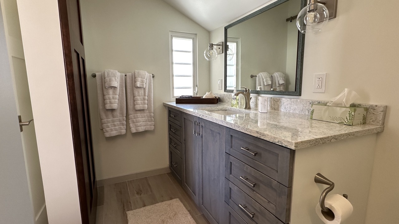 Photo of Bathroom in Estate Salt River