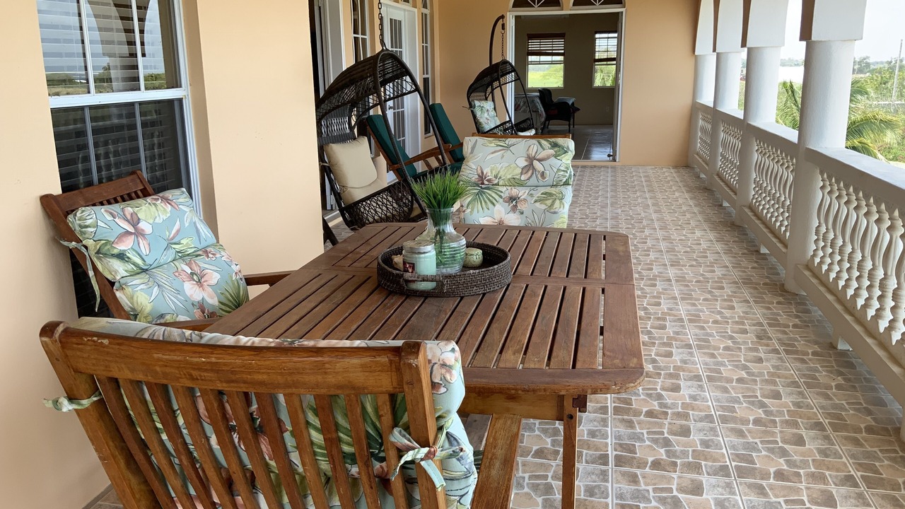 Photo of Outdoor in Estate Prosperity West
