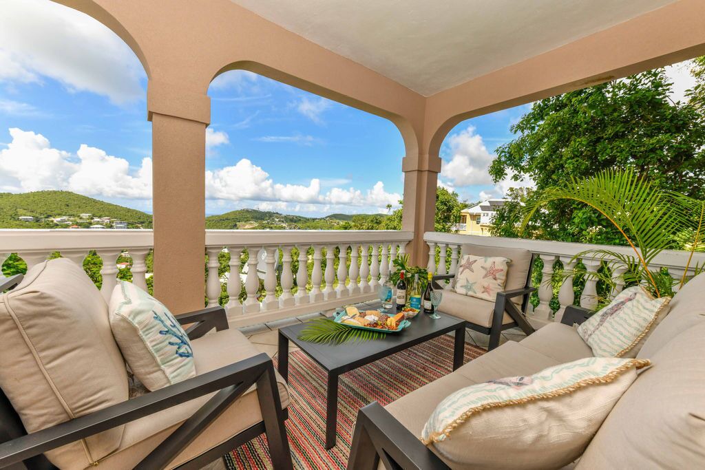 Photo of Outdoor in Estate Bellevue