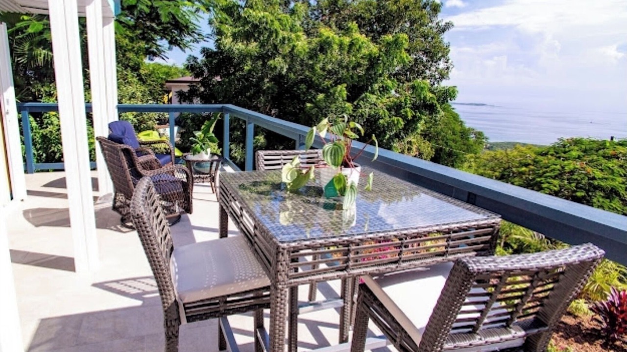 Photo of Outdoor in Estate Frenchman Bay