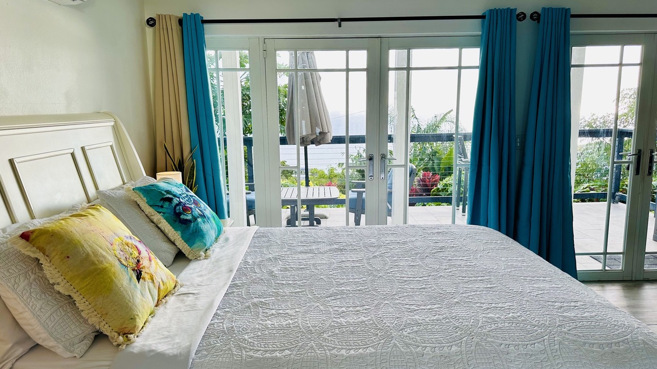 Photo of Bedroom in Estate Frenchman Bay