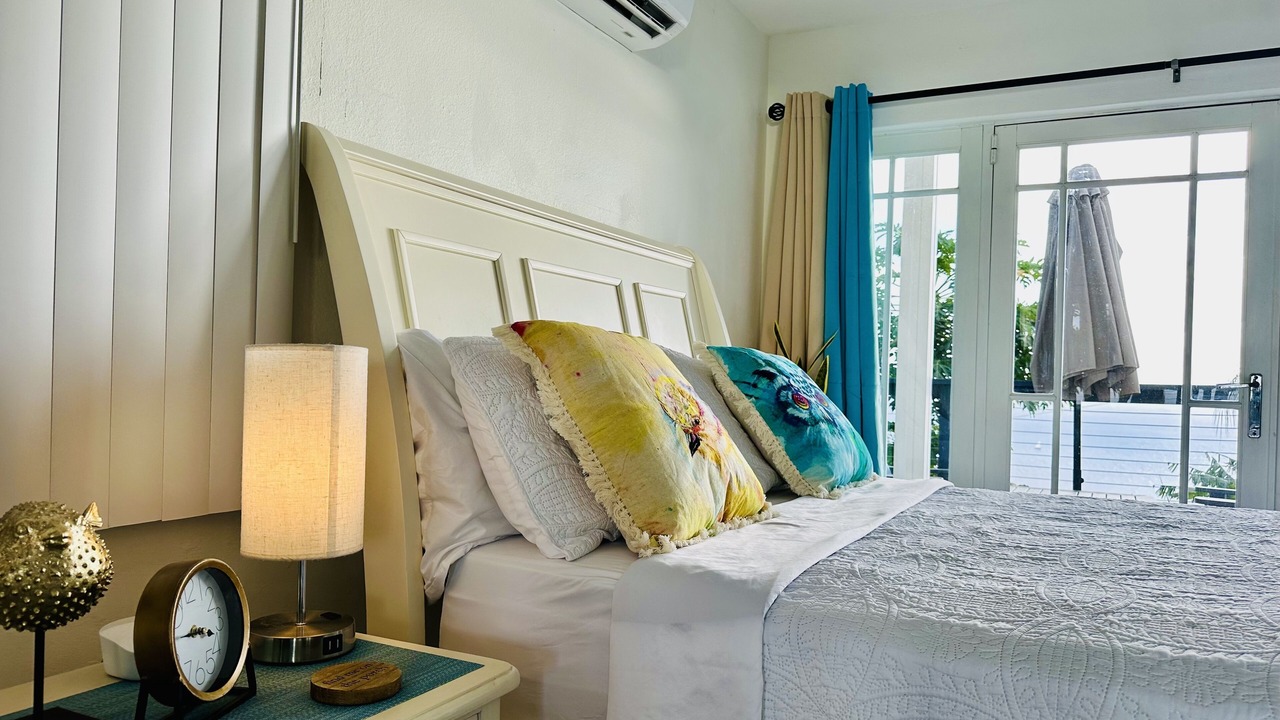 Photo of Bedroom in Estate Frenchman Bay