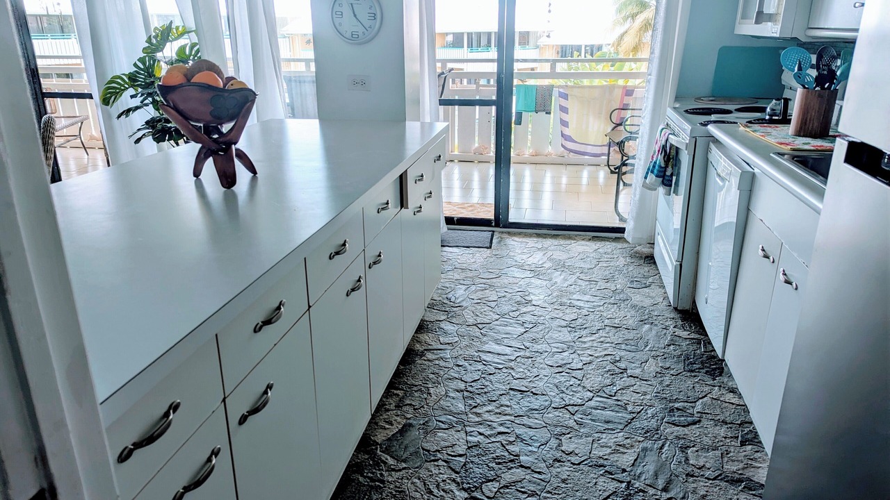 Photo of Kitchen in Estate Golden Rock