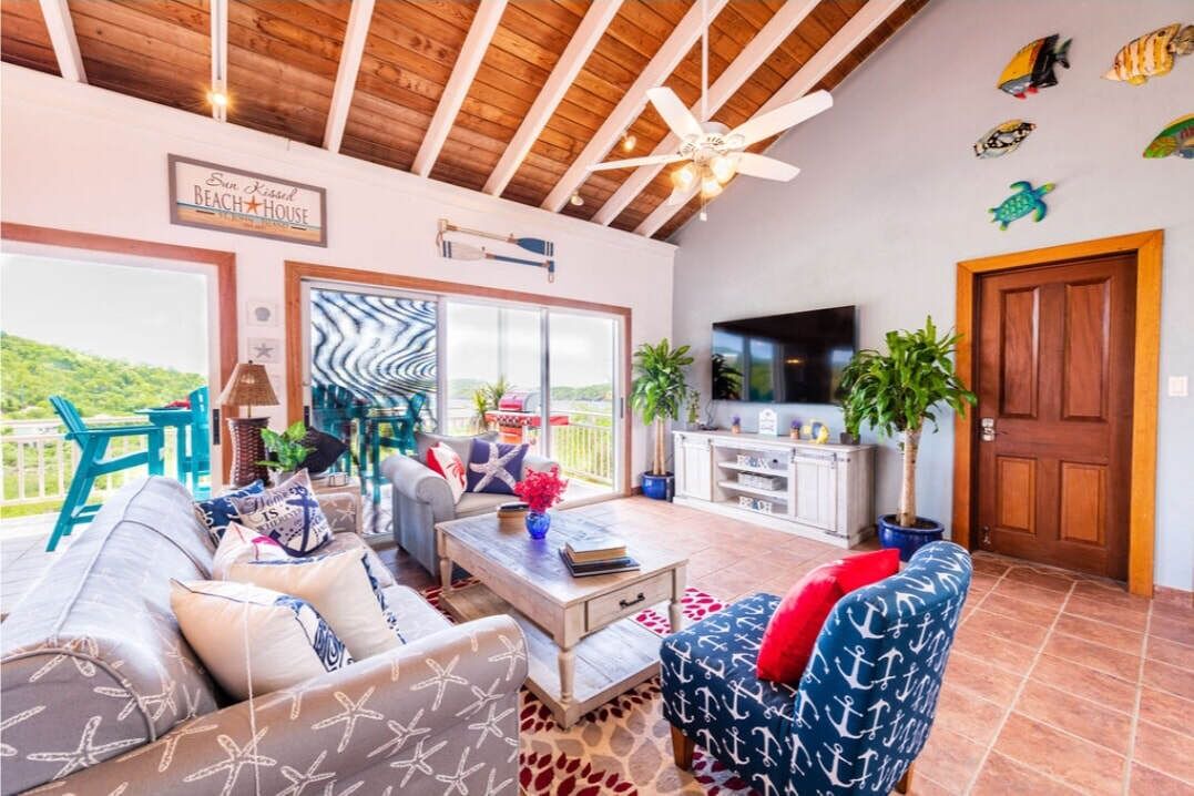 Photo of Livingroom in Fish Bay