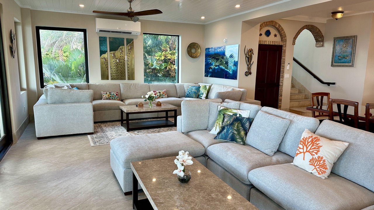 Photo of Livingroom in Maho Bay Quarter