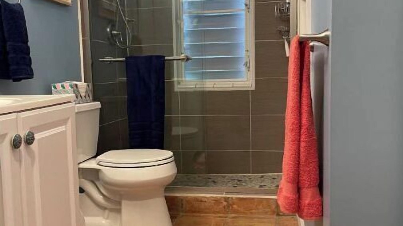 Photo of Bathroom in Chenay Bay