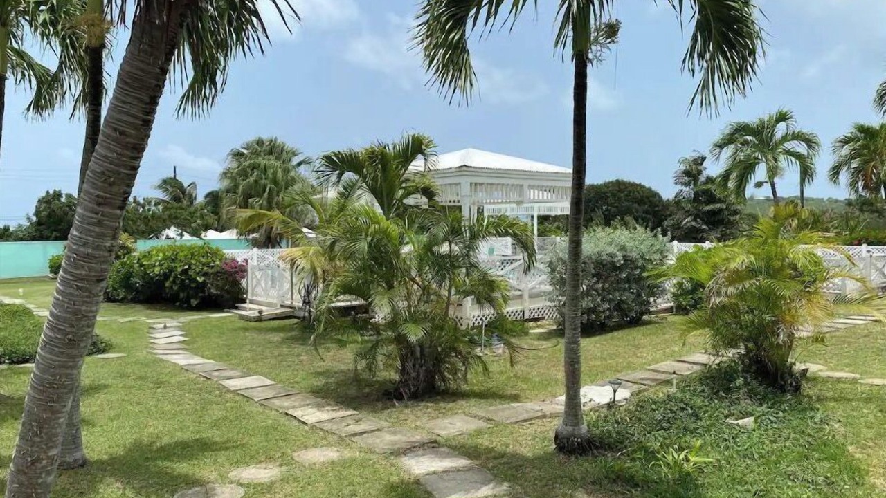 Photo of Outdoor in Chenay Bay